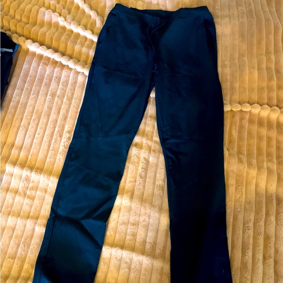 Womens XS scrubs - Picture 9 of 14